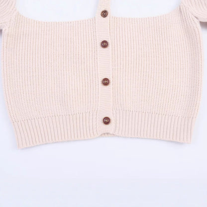 Loose and comfortable collar with floral embroidery and knitted jacket for women