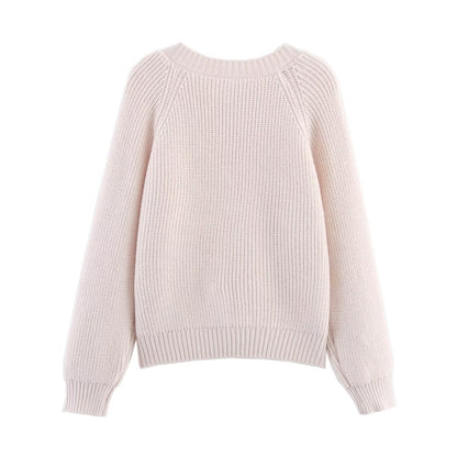 Loose and comfortable collar with floral embroidery and knitted jacket for women